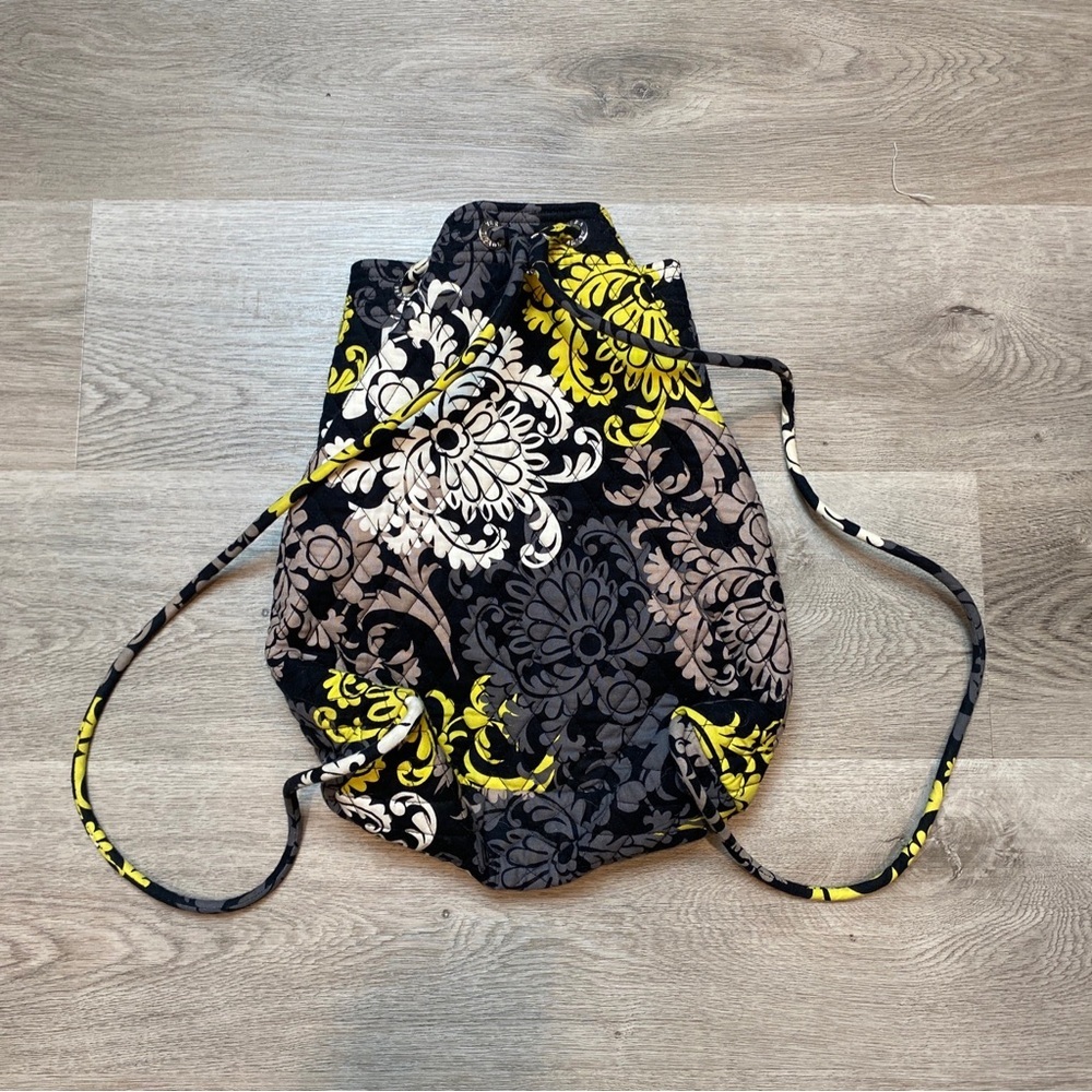 Vera Bradley Quilted Baroque Yellow Black Bucket Drawstring Backpack 14” - Picture 4 of 7